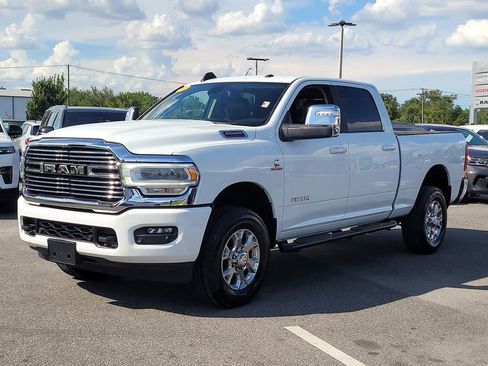 Used 2023 RAM 2500 Laramie AWD/4WD image 2