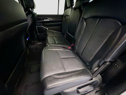 Used 2024 Jeep Wagoneer Series II w/ Flexible Seating Group RWD image 13