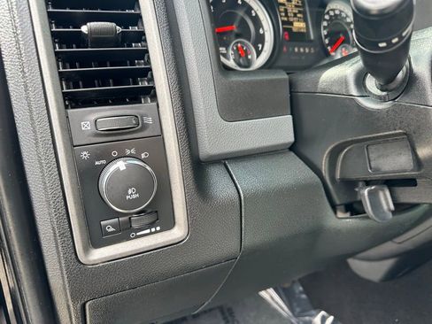 Used 2014 RAM 1500 Express image 13