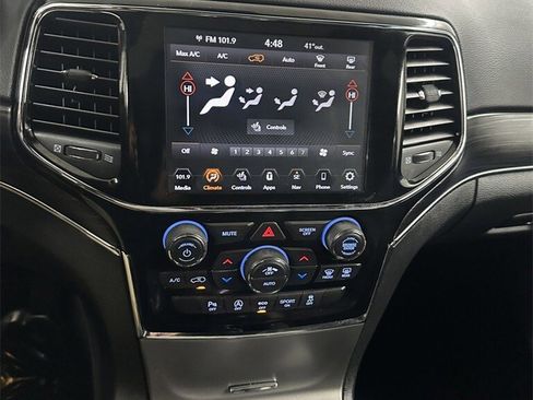 Used 2020 Jeep Grand Cherokee Limited w/ Premium Lighting Group image 21