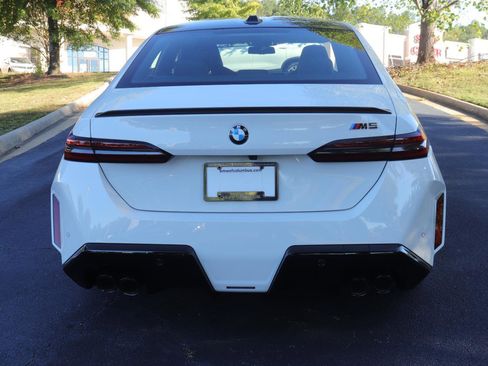 New 2026 BMW M5 w/ Carbon Package image 6