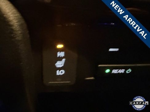 Used 2016 Honda Pilot Touring image 16