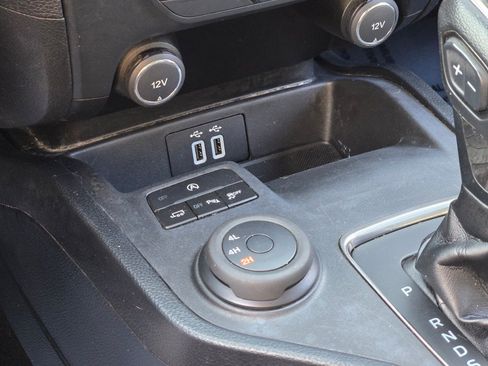 Used 2019 Ford Ranger XLT w/ Equipment Group 301A Mid AWD/4WD image 27