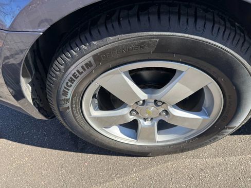 Used 2014 Chevrolet Cruze LT image 12