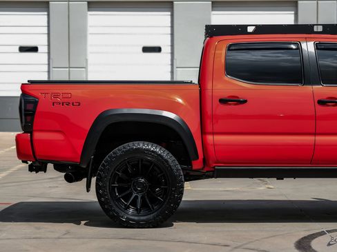 Used 2023 Toyota Tacoma TRD Pro AWD/4WD image 22