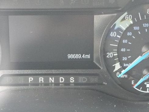Used 2014 Ford Fusion SE w/ Equipment Group 202A FWD image 9