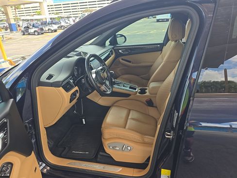 Used 2018 Porsche Macan S AWD/4WD image 7