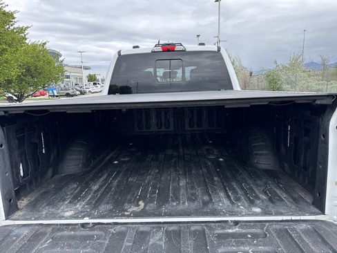 Used 2022 Ford F350 Lariat w/ Tremor Off-Road Package AWD/4WD image 25
