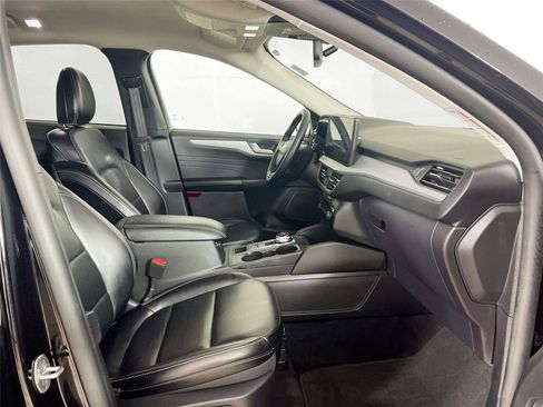 Used 2024 Ford Escape Platinum AWD/4WD image 27