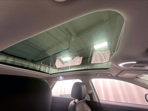 Used 2022 Hyundai Ioniq 5 Limited image 23