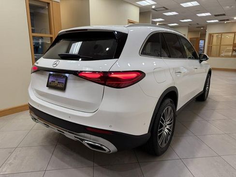 Used 2025 Mercedes-Benz GLC 300 image 5