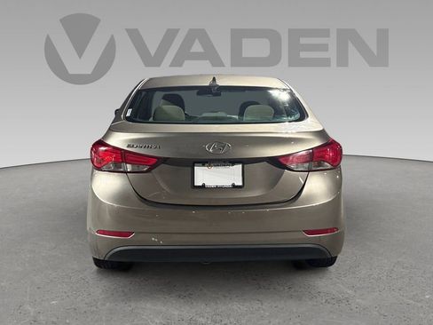 Used 2014 Hyundai Elantra SE image 17
