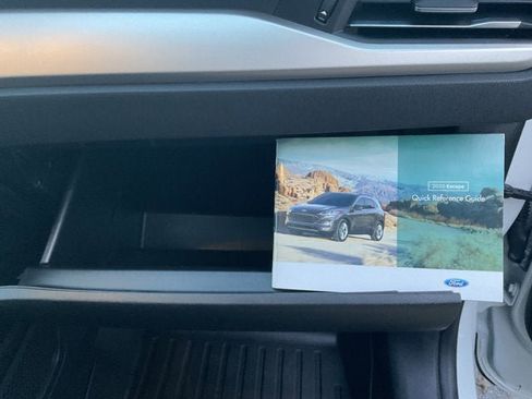 Used 2020 Ford Escape SEL image 27