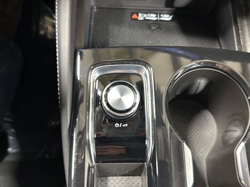 Used 2025 Buick Envision Sport Touring image 41