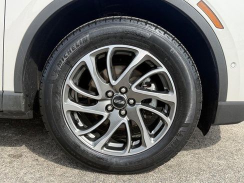 Certified 2022 Lincoln Corsair AWD w/ Equipment Group 101A image 5