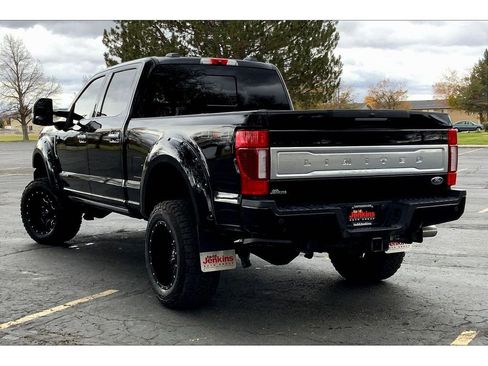 Used 2022 Ford F350 Limited image 13