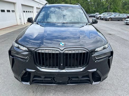 Used 2024 BMW X7 xDrive40i w/ Executive Package AWD/4WD image 9
