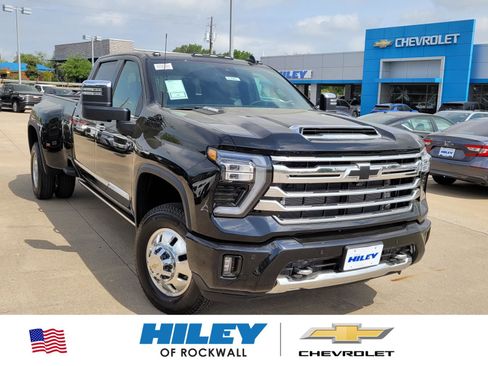 New 2026 Chevrolet Silverado 3500 High Country w/ High Country Premium Package AWD/4WD image 1