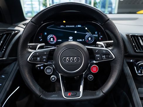 Used 2020 Audi R8 V10 performance image 5