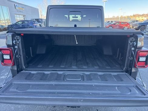 Used 2022 Jeep Gladiator Mojave w/ LED Lighting Group image 13