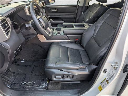 Used 2024 Toyota Tundra Limited AWD/4WD image 14