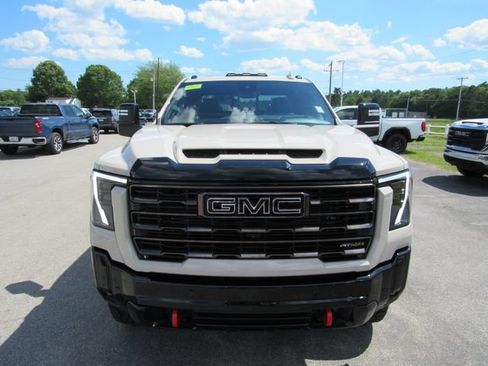 Certified 2026 GMC Sierra 2500 AT4X w/ LPO, Black Badging Package AWD/4WD image 5