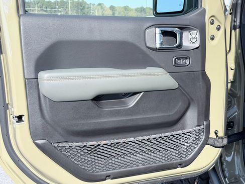 New 2026 Jeep Gladiator Mojave image 31