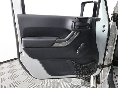 Used 2011 Jeep Wrangler Sport image 12