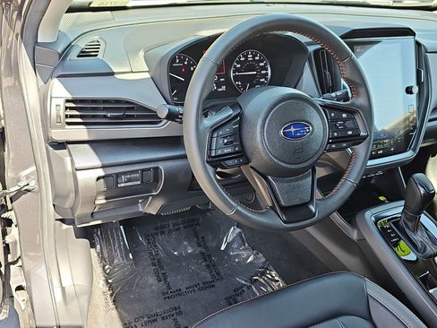Certified 2025 Subaru Crosstrek 2.5i Limited w/ Crosstrek Mirror Package AWD/4WD image 15