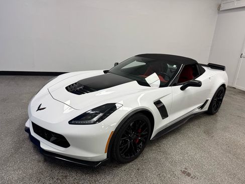 Used 2019 Chevrolet Corvette Z06 RWD image 23