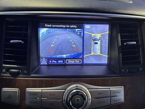 Used 2017 INFINITI QX80 Limited image 15