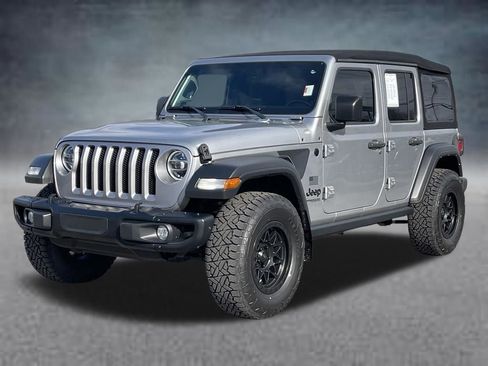 Used 2021 Jeep Wrangler Unlimited Freedom Edition image 27