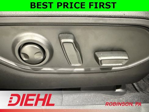 New 2026 Jeep Cherokee Overland image 16