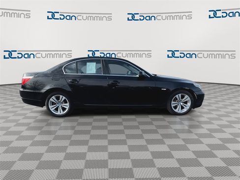 Used 2010 BMW 528i Sedan image 9