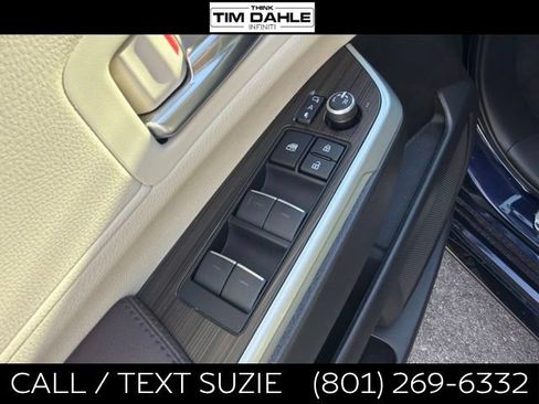 Used 2023 Toyota Sienna Platinum AWD/4WD image 14