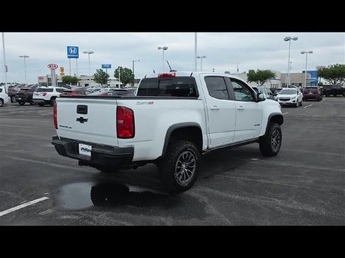 Used 2018 Chevrolet Colorado ZR2 AWD/4WD image 8