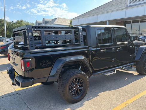 Used 2022 Jeep Gladiator Sport AWD/4WD image 8
