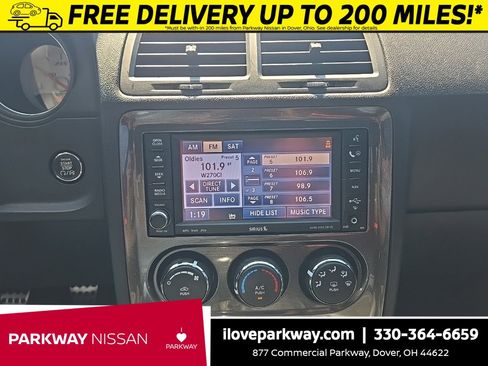 Used 2010 Dodge Challenger SRT8 w/ SRT Option Group II image 21