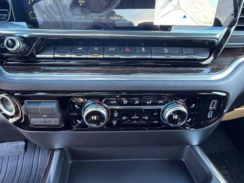 New 2025 GMC Sierra 1500 Elevation w/ LPO, Elevation Black Package image 14