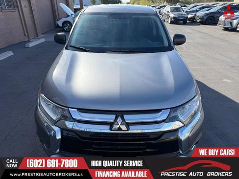 Used 2020 Mitsubishi Outlander LE AWD/4WD image 7