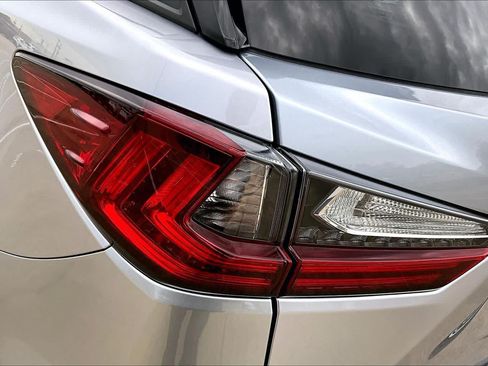 Used 2022 Lexus RX 350L FWD w/ Premium Package image 28