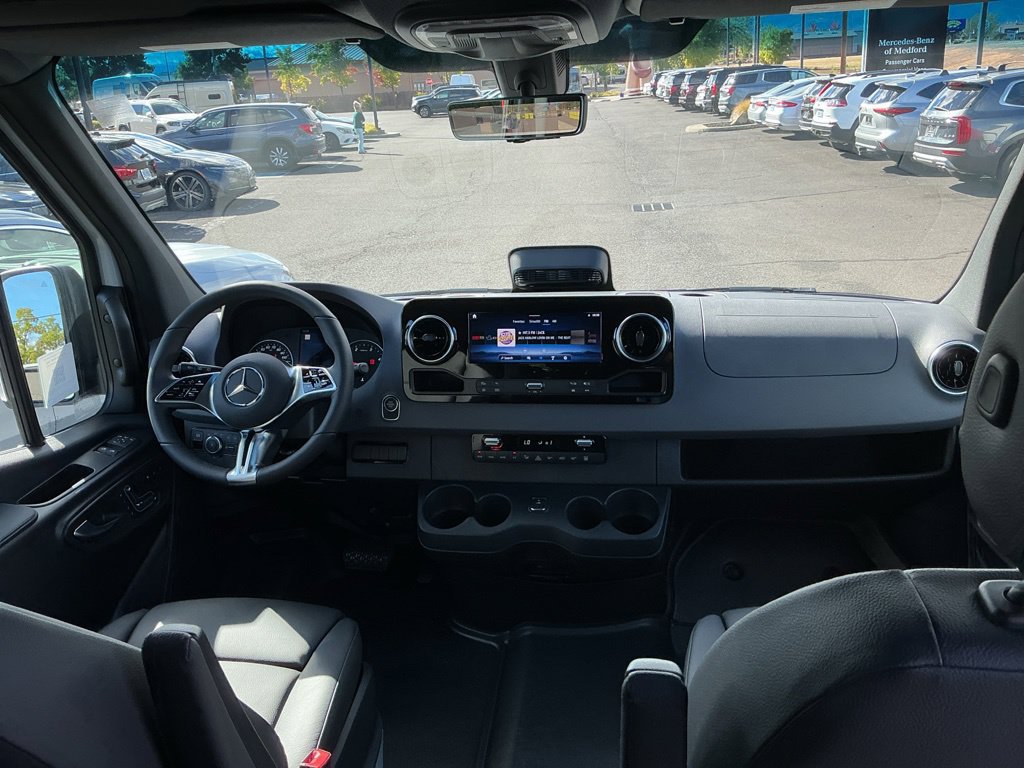 New 2026 Mercedes-Benz Sprinter 2500 image 24