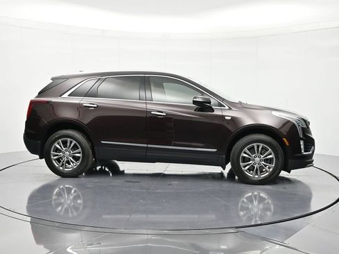 Used 2021 Cadillac XT5 Premium Luxury FWD image 4