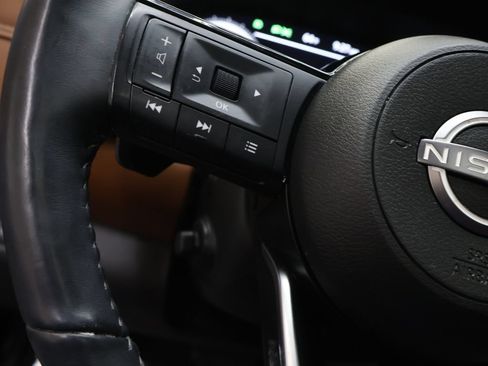 Used 2024 Nissan Pathfinder Platinum AWD/4WD image 20