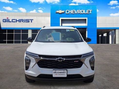 New 2026 Chevrolet Trax RS w/ Driver Confidence Package FWD image 2
