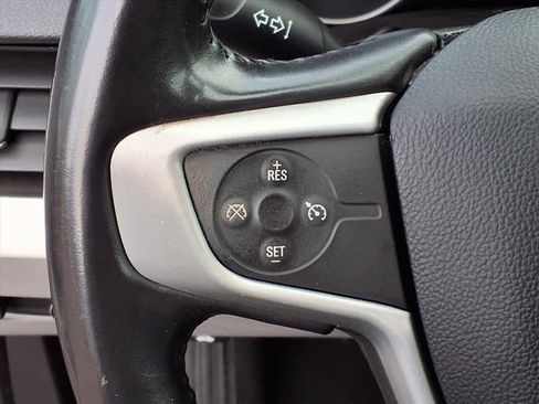 Used 2018 GMC Terrain SLE image 17