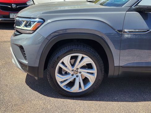 Used 2021 Volkswagen Atlas Cross Sport SEL AWD/4WD image 9