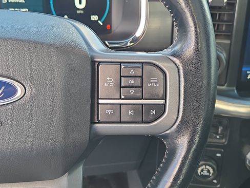 Used 2022 Ford F150 Lariat w/ Equipment Group 502A High image 28