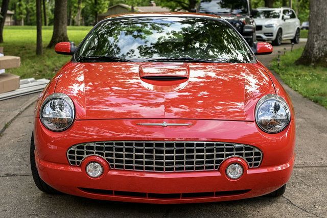 Used 2002 Ford Thunderbird RWD image 13