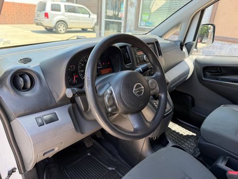 Used 2014 Nissan NV200 S w/ Cruise Control Package FWD image 14